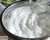 Foto langkah ke 3 dari resep Ultimate Soft Pandan Chiffon/Pandan Chiffon Cake.