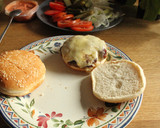Foto del paso 18 de la receta: Hamburguesas Jorgito, el capitán del espacio