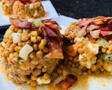 Foto del paso 4 de la receta: Torres de lentejas al aroma de hierbas con crujiente de bacon🥓