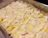 A picture of step 2 of Patsavouropita - Bougatsa.