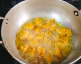 A picture of step 4 of Sindhi onion pakoda monsoon special.