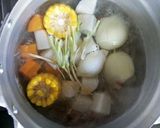 รูปขั้นตอนการทำที่ 3 ของ ข้าวต้มไก่สับใส่เห็ดชิเมจิ