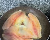 Foto del paso 1 de la receta: Tilapia en salsa coco y cúrcuma