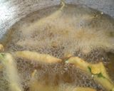 A picture of step 5 of Bread chilli Pakoda.