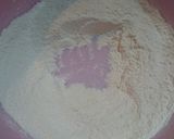 Foto langkah ke 3 dari resep Simple pancake.