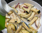 Foto del paso 2 de la receta: Berenjenas 🍆 a la miel 🍯