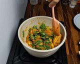 Foto langkah ke 6 dari resep Ayam Rica Kemangi.