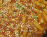 Foto langkah ke 7 dari resep Tteokbokki Simple dan Enak.
