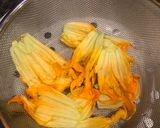 A picture of step 1 of Squash blossom fritters.