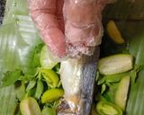 Foto langkah ke 2 dari resep Pepes Ikan Asin Peda.