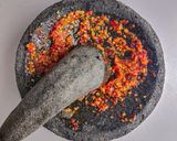 Foto langkah ke 4 dari resep 17. Sambal tempe kemangi.