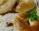 A picture of step 2 of Tuna Salad Bagel.