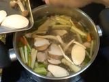 ต้มยำไข่เจียวหมูสับ ลองดูมั้ย แซ่บลืมแน่นอน