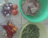 Foto langkah ke 1 dari resep Ayam Woku simpel.