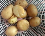 ब्रेड रोल(Bread roll recipe in hindi) रेसिपी चरण 1 फोटो