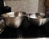 Foto del paso 1 de la receta: Bizcocho de limón con mermelada de fresa