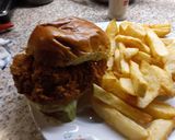A picture of step 7 of Zinger Burger.