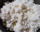 Foto langkah ke 2 dari resep Nasi Goreng Sambal Cabe Hijau.