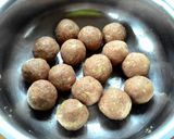 Foto langkah ke 4 dari resep Semur bola2 daging isi telur puyuh.