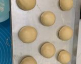 Foto langkah ke 2 dari resep Korean Garlic cheese bread.