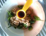 รูปขั้นตอนการทำที่ 3 ของ ไข่เจียวมาม่าผักหวาน🌿