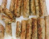 A picture of step 4 of Vegetarian Vietnamese Spring Rolls (Bánh đa nem chay).