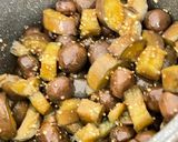 A picture of step 2 of Braised Eggplant with Straw Mushrooms.