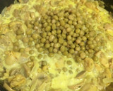 Foto del paso 3 de la receta: Pollo a la crema y especias
