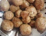 Foto langkah ke 3 dari resep Semur Bola Daging Telur Puyuh.