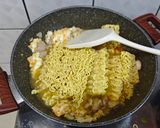 Foto langkah ke 5 dari resep Mie Tek Tek Nyemek.