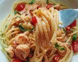 Gambar langkah 6 resipi Spaghetti Tomyam.