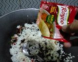 Foto langkah ke 3 dari resep Nasi goreng pindang tongkol.