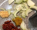 Foto langkah ke 2 dari resep Udang petai kuah pedas.