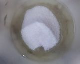 Foto del paso 1 de la receta: Alfajorcitos de maicena con aceite
