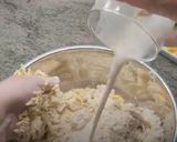 Foto del paso 1 de la receta: Empanada de cebolleta o cebolla de verdeo con huevo duro