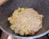 Foto del passaggio 2 della ricetta Zuppa di orzo perlato e patate