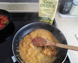 Foto del paso 1 de la receta: Merluza en salsa