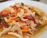 Foto langkah ke 7 dari resep Tumis jamur tiram.