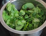 A picture of step 1 of Sickle senna leaves stir fry.