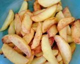 Gambar langkah 2 resipi Ayam Masak Kicap Dengan Kentang.