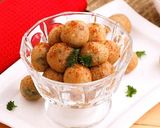 Foto langkah ke 4 dari resep Resep Bola Tahu Aci Pedas.