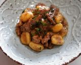 Foto del paso 7 de la receta: Gnocchis con salchichas y salsa de champiñones