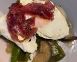 Foto del paso 3 de la receta Crema de calabacín y patata con queso feta y cebolla frita