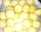 A picture of step 1 of Dum aalu.