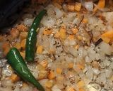 A picture of step 1 of Carrot Upma.