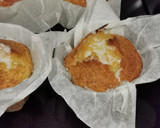 Foto del paso 4 de la receta: Magdalenas de yogurt