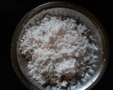 A picture of step 1 of Coconut milk pudding.