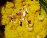 गोल्डन मिल्क सूजी हलवा(Golden milk suji halwa recipe in hindi) रेसिपी चरण 4 फोटो