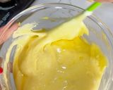 Foto langkah ke 4 dari resep Condensed Milk Cotton Cake.