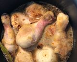 Foto del paso 4 de la receta: Pollo en salsa (de cerveza)